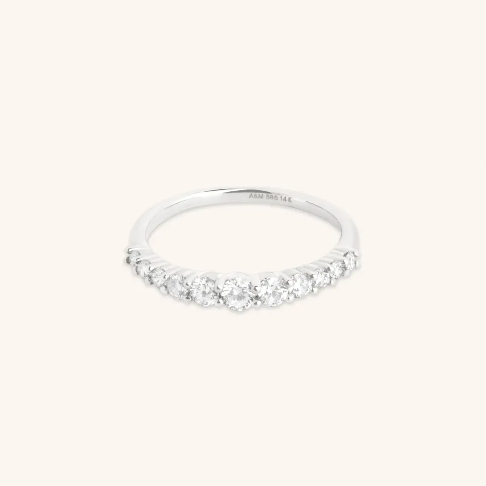 Astrid & Miyu Diamond Eternity Milestone bague or blanc diamant