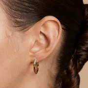 Astrid & Miyu Pavé Knot créoles or nœud pavé