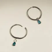 Astrid & Miyu Alexandrite charm boucle or blanc juin