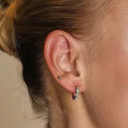 Astrid & Miyu Molten clou piercing or blanc massif