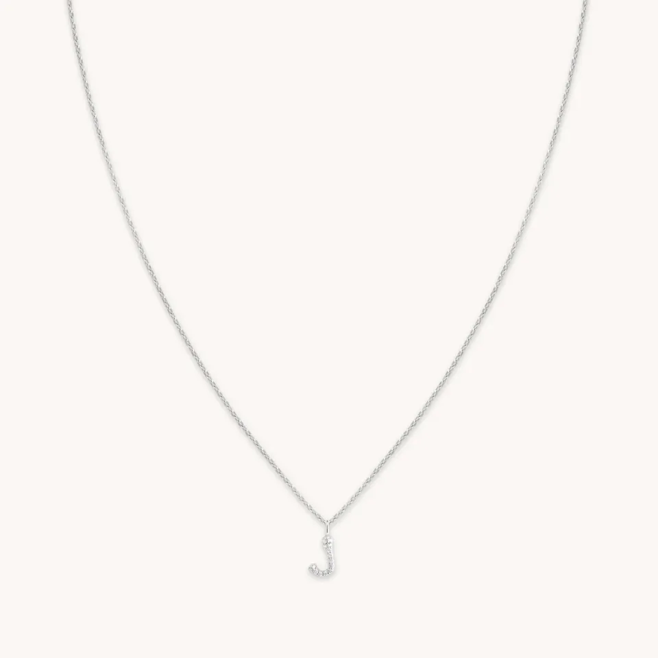 Astrid & Miyu J Initial Pavé collier argent lettre J