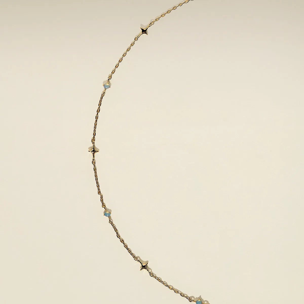 Astrid & Miyu Cosmic Opal collier or opale étoile