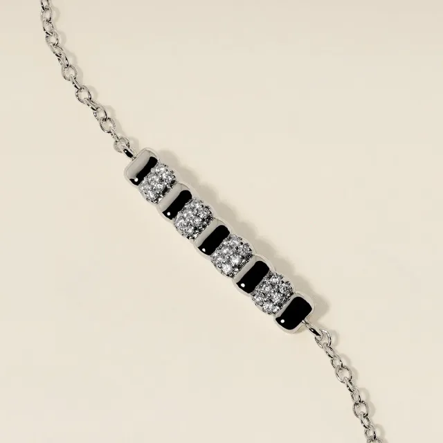 Astrid & Miyu Crystal Ridged Bar bracelet argent cristal