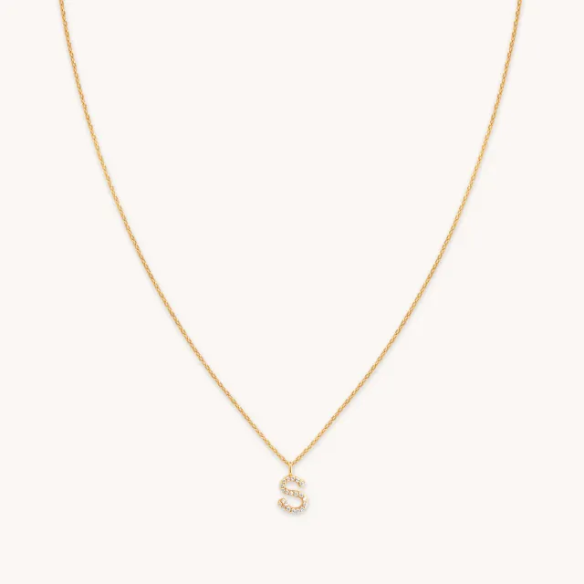 Astrid & Miyu S Initial collier pavé or lettre S