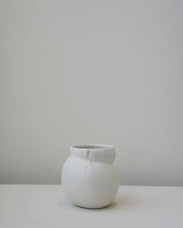 Completedworks Squeezed tasse céramique blanc mat