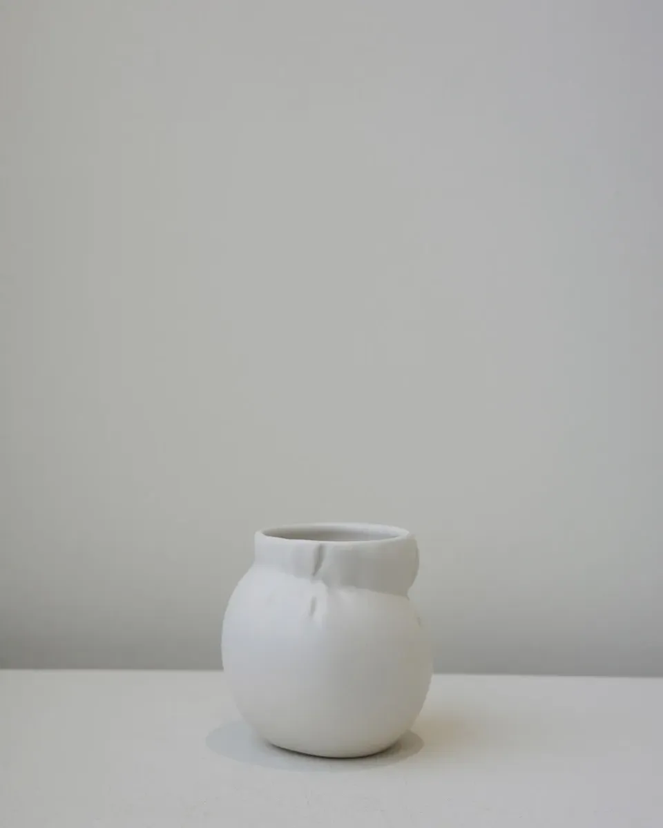 Completedworks Squeezed tasse céramique blanc mat