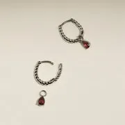 Astrid & Miyu Garnet January charm or blanc grenat janvier