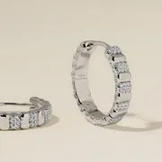 Astrid & Miyu Crystal Ridged créoles argent strass