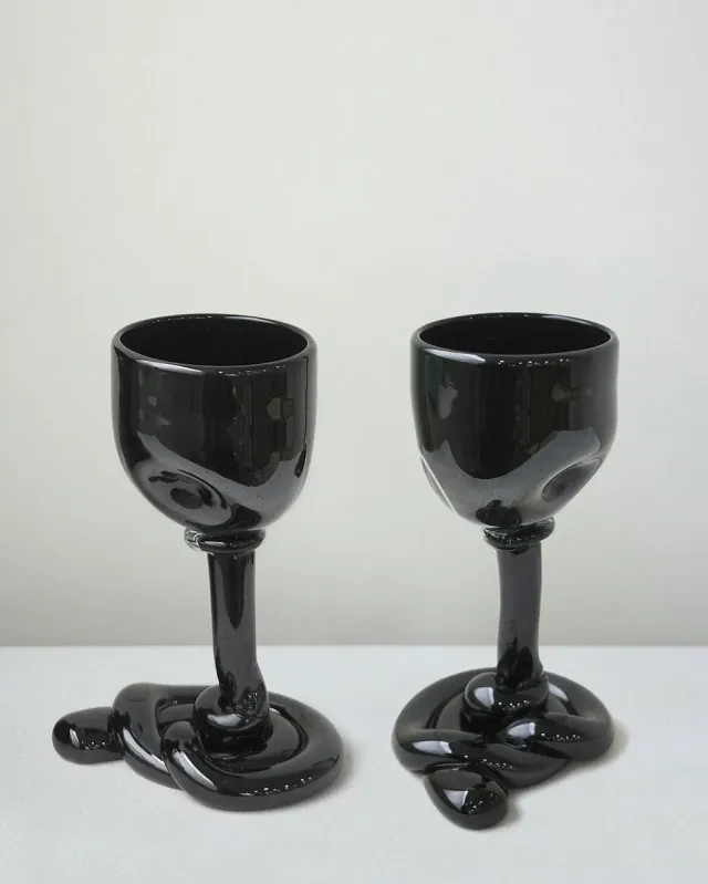 Completedworks Thaw lot 2 verres vin recyclés noirs