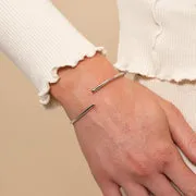 Astrid & Miyu Twist Cuff bracelet argenté