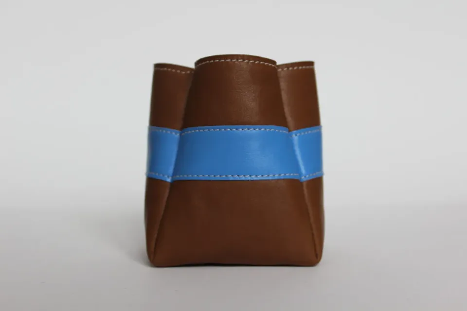 Drelin pot à crayons cuir marron bleu artisanal