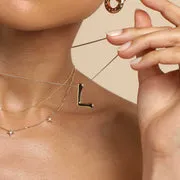 Astrid & Miyu L Initial Bold collier or initiale L
