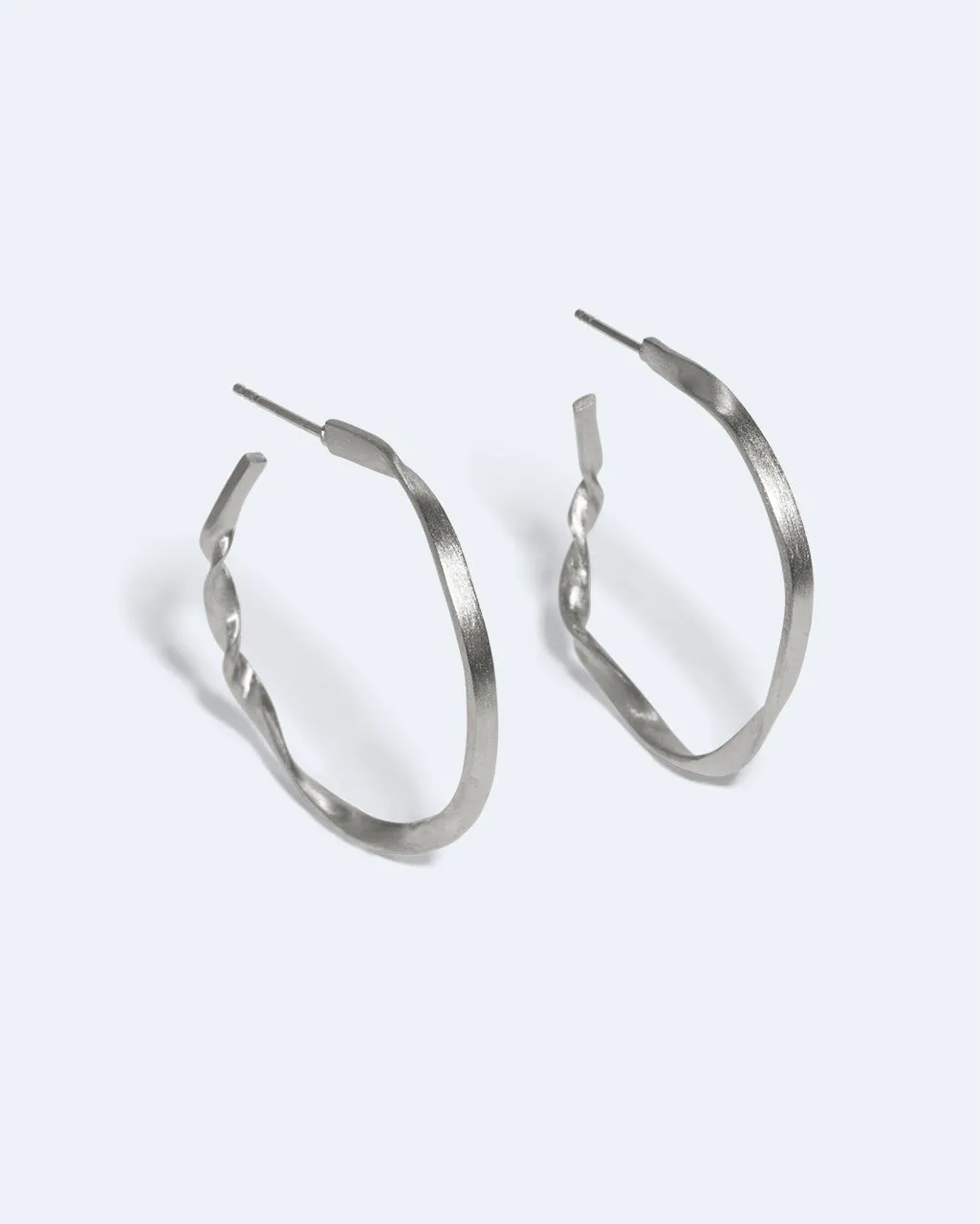 Completedworks The Tenderest Thing boucles argent recyclé