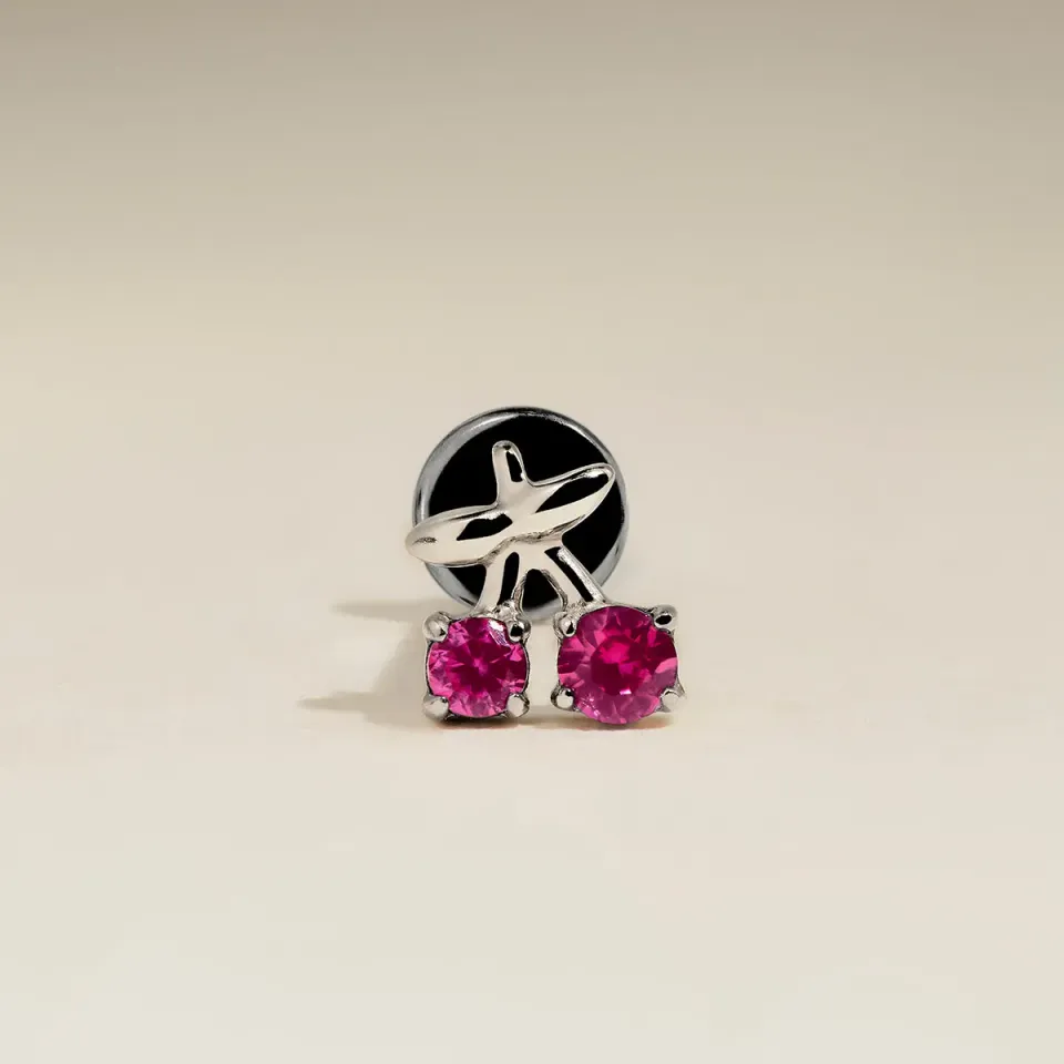 Astrid & Miyu Cherry piercing titane platine