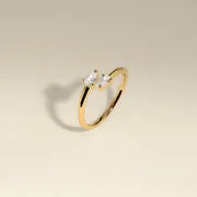 Astrid & Miyu Crystal Pear bague ouverte dorée poire