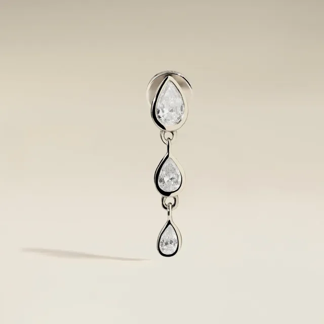Astrid & Miyu Diamond Pear Drop Stud boucle or blanc diamant