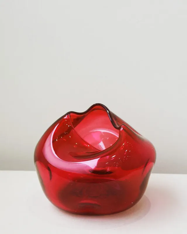 Completedworks Bubble To End All Bubbles vase verre rouge